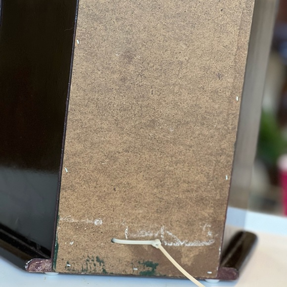 A.J. Design Vintage porcelain doll never taken out of the wood/glass custom box. - Picture 13 of 14